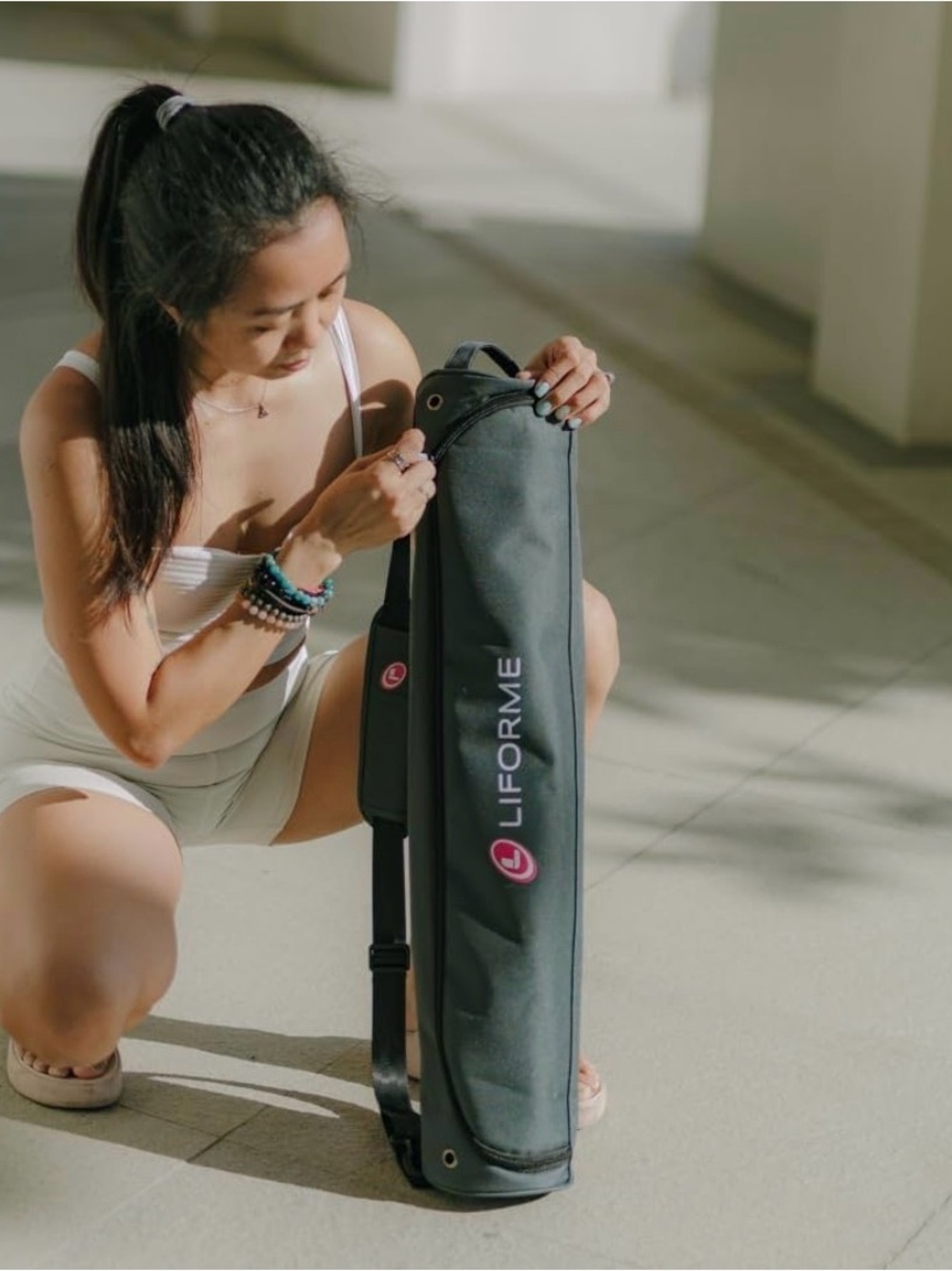 Liforme Travel Yoga Mat Carrier Bag Black 26” Adjustable Strap